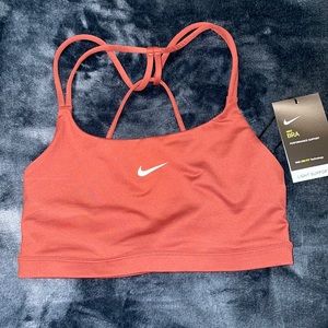 Performance nike bra